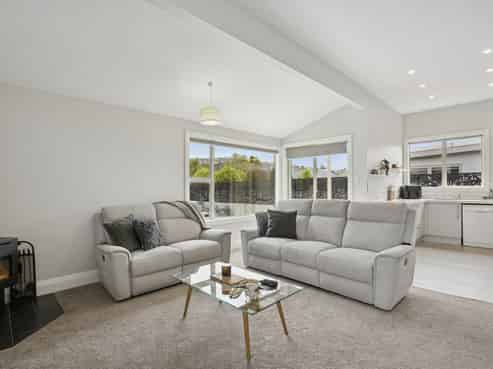 10 Waterloo Street, Saint Kilda