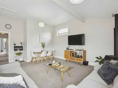 10 Waterloo Street, Saint Kilda