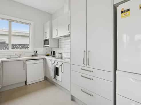 10 Waterloo Street, Saint Kilda