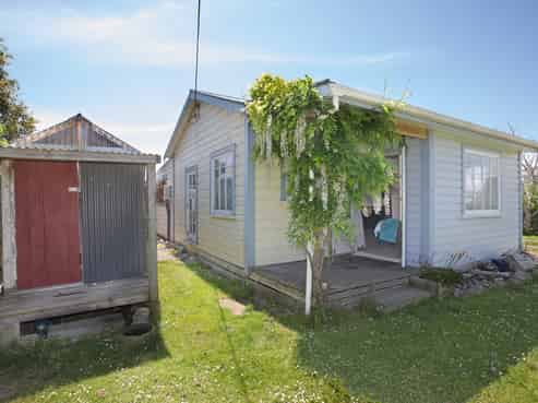 16 Punga Street, Tangimoana