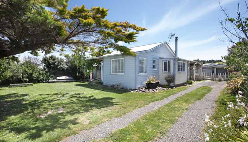 16 Punga Street, Tangimoana