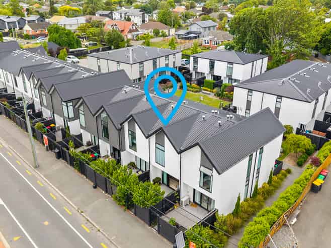 2/8 New Brighton Road, Dallington