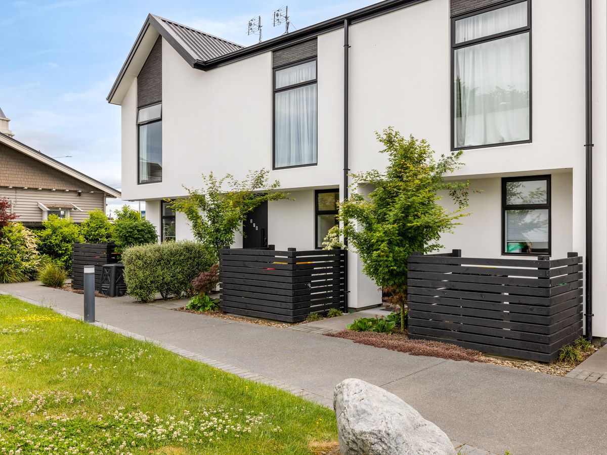 2/8 New Brighton Road, Shirley, Christchurch City, Canterbury - Photo 2