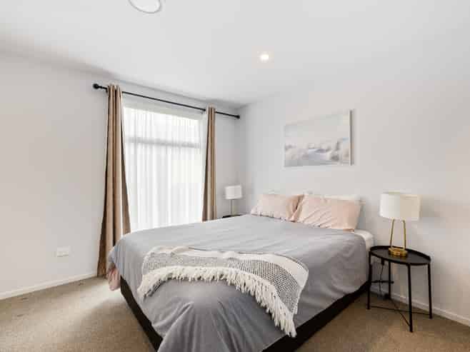 2/8 New Brighton Road, Dallington