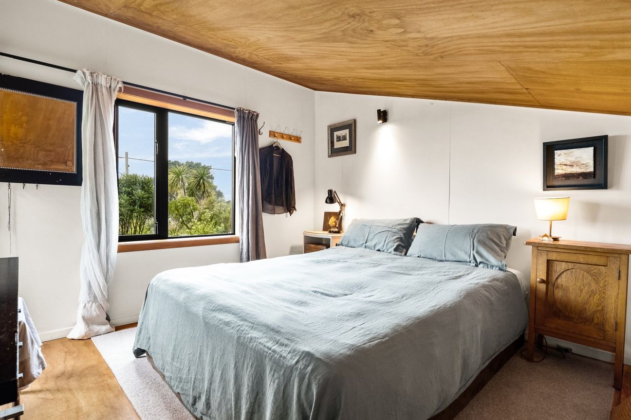Blended Rustic and New Beauty by the Beachside - Więcej