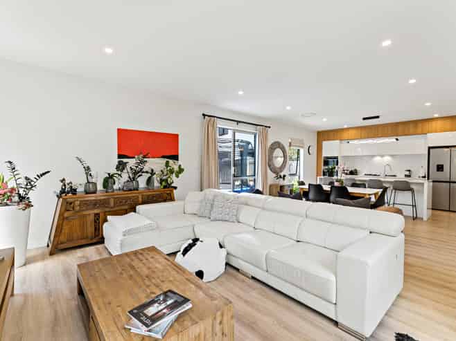 10 Roa Avenue, Hobsonville