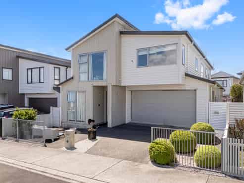 10 Roa Avenue, Hobsonville