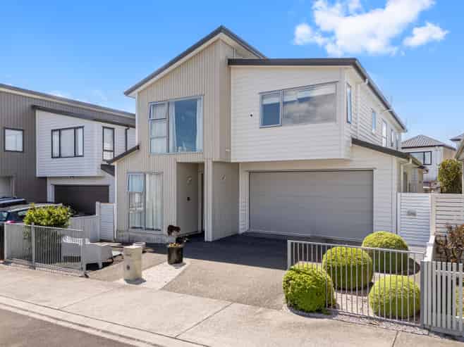 10 Roa Avenue, Hobsonville