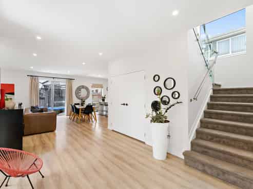 10 Roa Avenue, Hobsonville