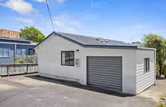 41 Bay Street, Red Beach