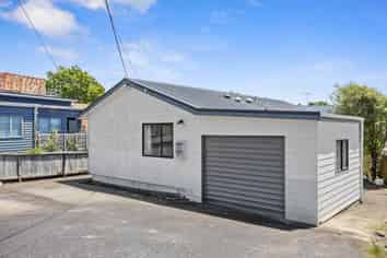 41 Bay Street, Red Beach