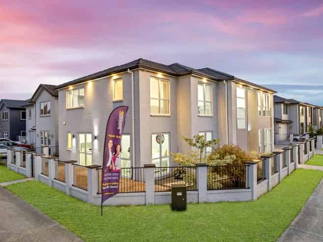 21  Horsefields Drive, Flat Bush