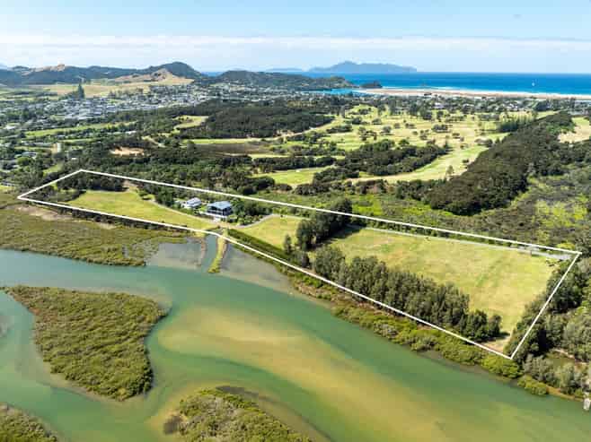 56 Thelma Road South, Mangawhai Heads