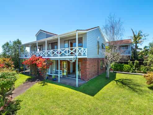 136A Calliope Road, Stanley Point