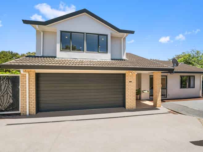 2/4 Harkin Close, Albany