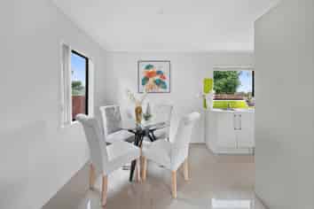 100A Shifnal Drive, Randwick Park