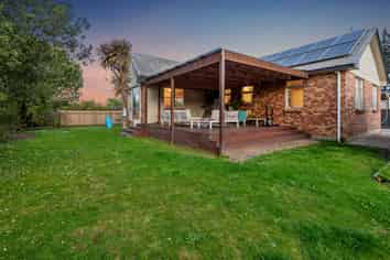 22 Neil Road, Fairy Springs