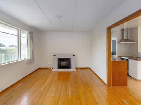 38 Woodward Street East, Featherston