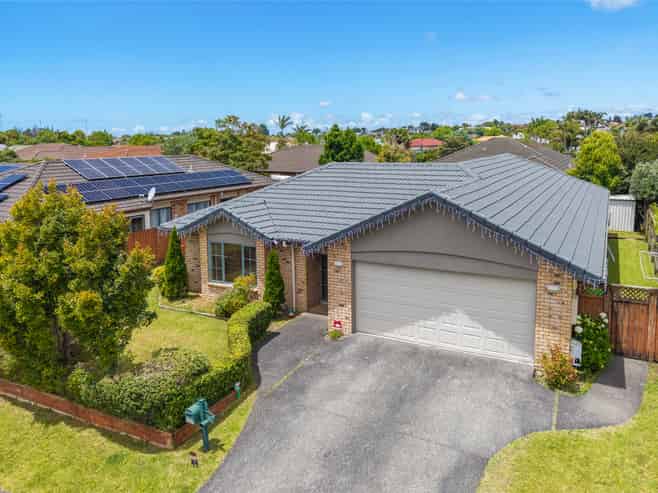 22 Waterstone Way, Henderson