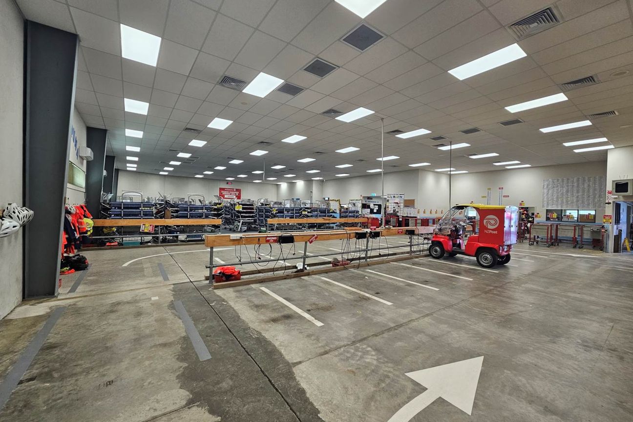 GREAT INDUSTRIAL FACILITY – pohled 2