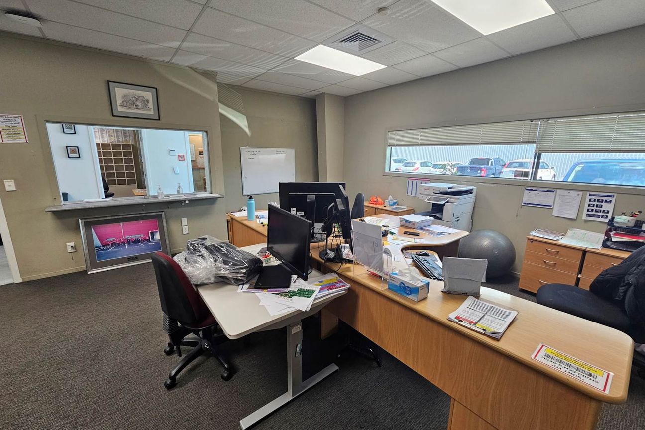 GREAT INDUSTRIAL FACILITY – pohled 6