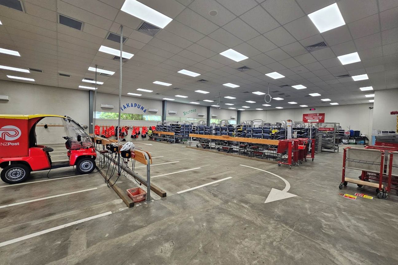 GREAT INDUSTRIAL FACILITY – pohled 3