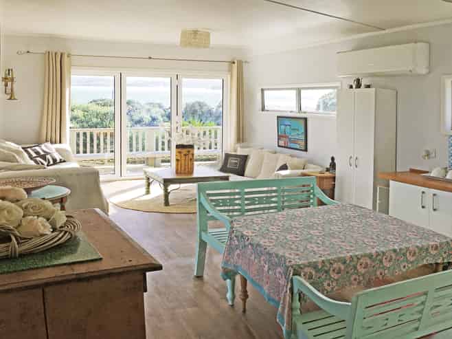 14 Wainamu Road, Raglan