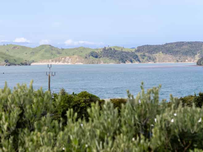 14 Wainamu Road, Raglan