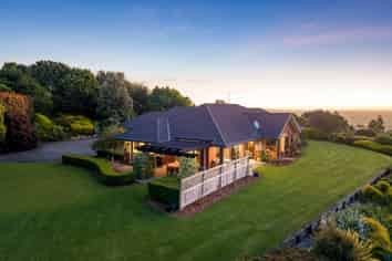 350 MacWhinney Drive, Drury