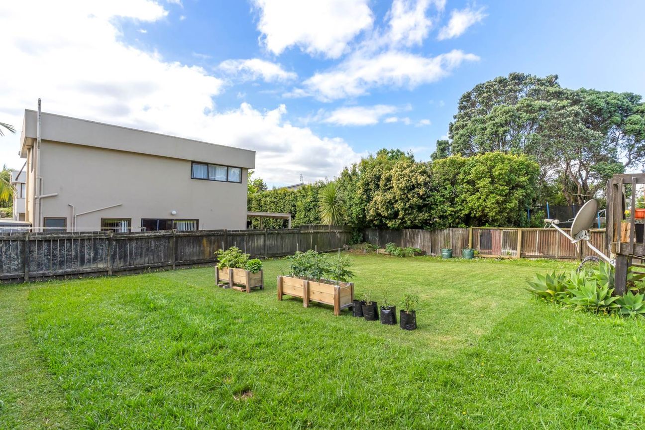 DEVELOPERS & INVESTORS – 2 Dwellings + RC – pohled 4