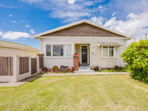 204 and 20 Lascelles Street, Hastings