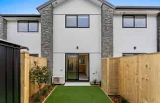 10 Fathom Place, Te Atatu Peninsula