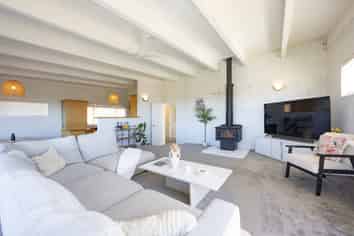 219 Royal Road, Massey