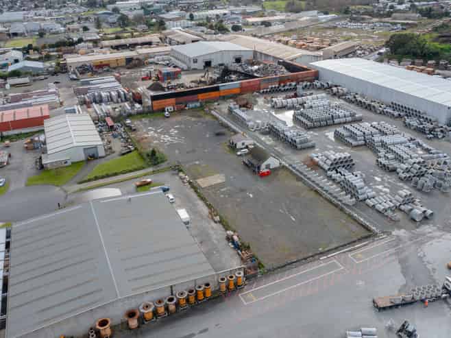 Rare Heavy Industry Yard in Papakura