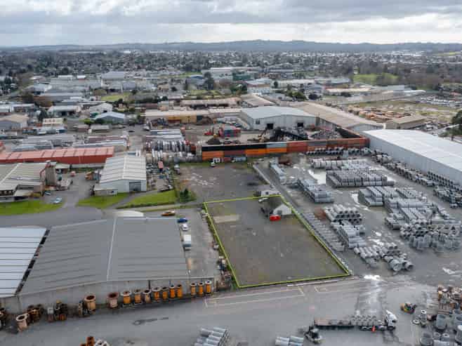 Rare Heavy Industry Yard in Papakura