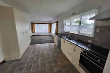 11 Frank Grey Place, Otahuhu