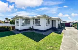 77 Hargood Street, Woolston