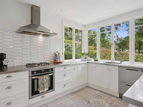 35 Melrose Street, Roslyn