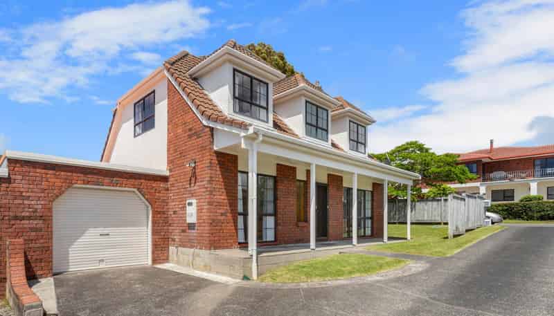 1/63 Manhattan Heights, Glendene