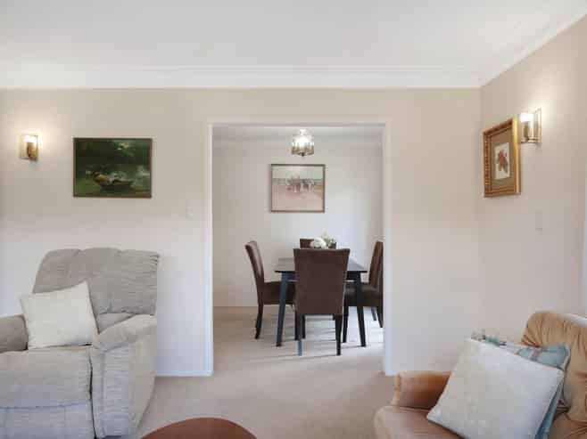 1/63 Manhattan Heights, Glendene