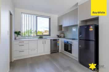 7/2 Moor Avenue, Te Atatu Peninsula