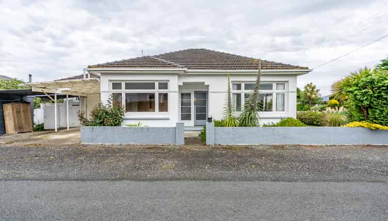 7 Green Lane, Riverton