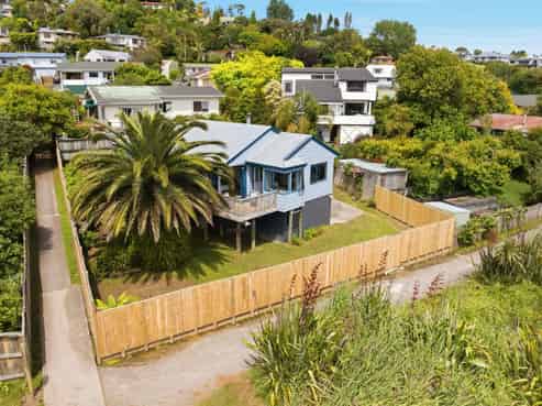 37A Westwood Street, Bellevue