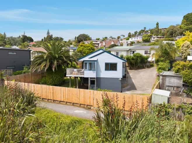 37A Westwood Street, Bellevue