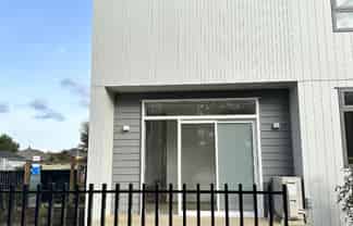 1/2 Moor Avenue, Te Atatu Peninsula