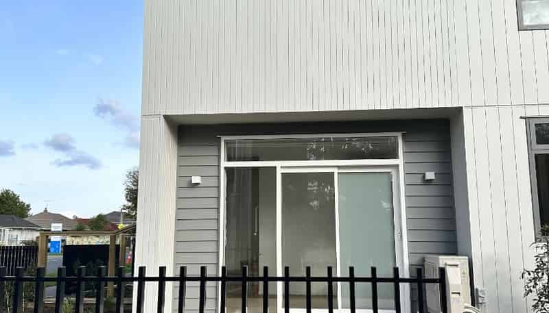 1/2 Moor Avenue, Te Atatu Peninsula