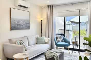 8 Katikati Drive, Manurewa