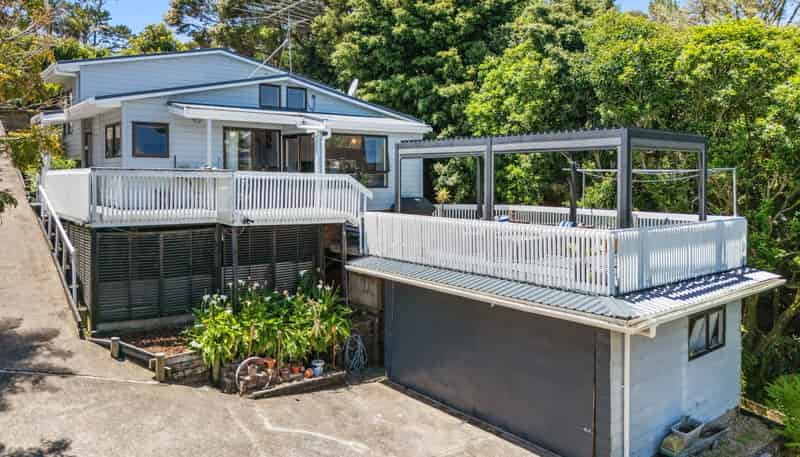 135 Eskdale Road, Birkdale