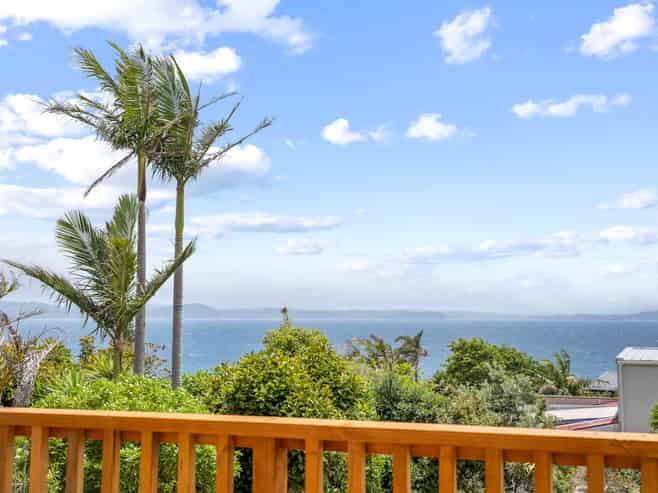 1314 Whangaparaoa Road, Army Bay