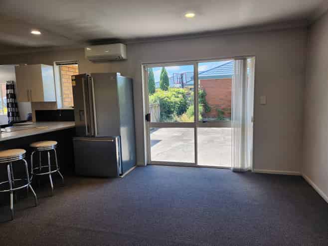 14 Hastings Place, Hamilton Lake